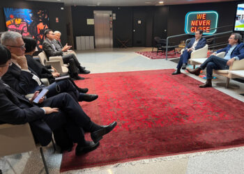 Tech chief visits Portugal