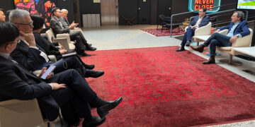 Tech chief visits Portugal