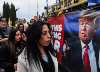 US breaks with policy to negotiate with Hamas