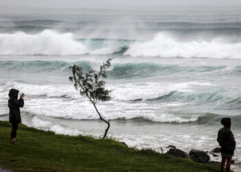 Rare cyclone approaches Australian coast