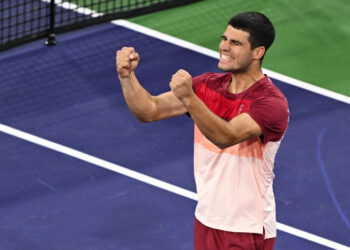 Alcaraz stays on track for third Indian Wells title