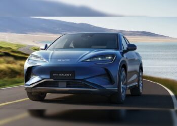 BYD aims to double overseas sales to 800K in 2025