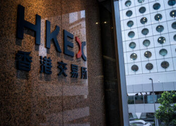 HK ends up on mixed day for equities