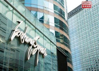 Hong Kong stocks finish higher