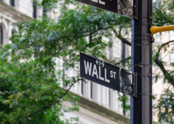 HSI adds 1pc despite losses on Wall Street