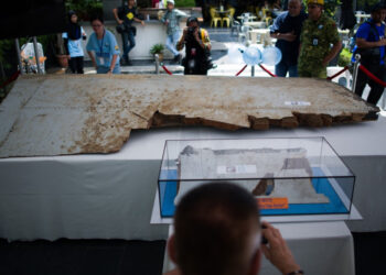 Malaysia agrees terms for resumption of MH370 search