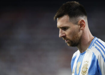 Messi ruled out as Argentina aim for World Cup spot