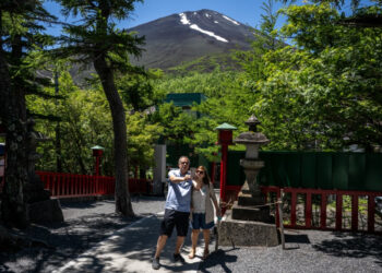 Mt Fuji entry fee set for hikers