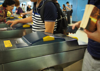 MTR fares to freeze under adjustment mechanism