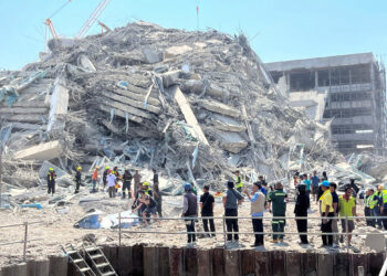 Myanmar hospital ‘a mass casualty area’ after tremors