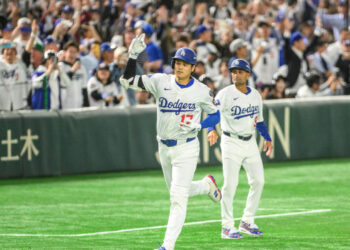 Ohtani hits home run as Dodgers sweep Cubs in Tokyo