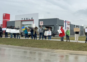 Protesters target Tesla in anti-Musk campaign