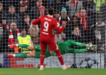 PSG dump Liverpool out of Champions League