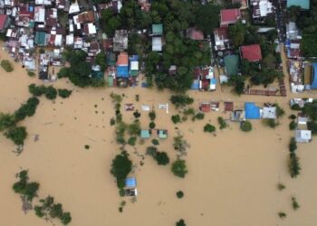 Record numbers forced to flee climate disasters: UN