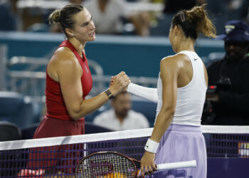 Sabalenka sets up Paolini semis with win over Zheng