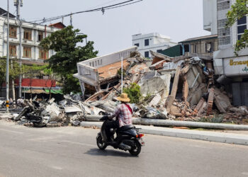 SAR rescue team begins work in quake-hit Myanmar
