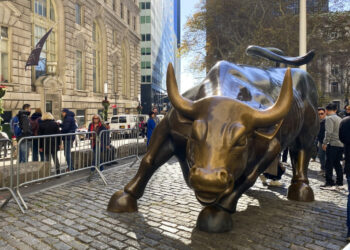 Stocks rack up more losses on Wall Street