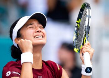 Teenage Filipino Eala stuns Swiatek at Miami Open