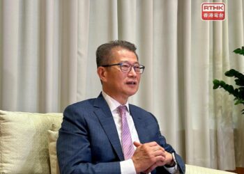 Thousands of tech jobs on offer to attract talent: FS