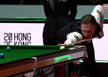 Trump wins opening match at World Snooker Grand Prix
