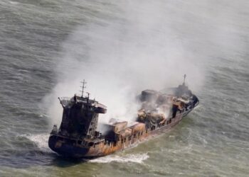 UK makes manslaughter arrest of ship captain