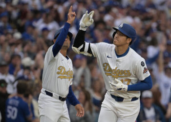 Yankees, Dodgers victorious in MLB season openers