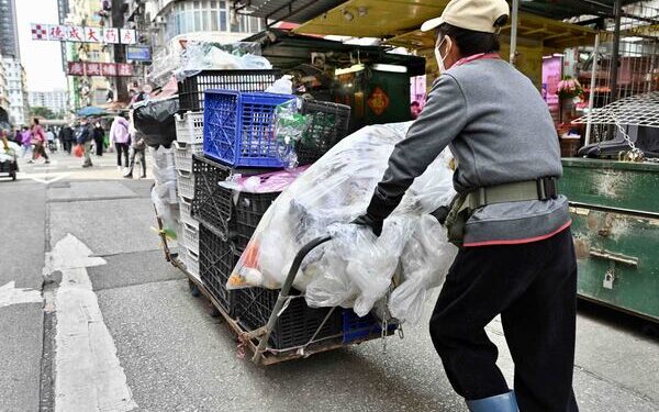 Welfare cases drop 0.1% in March