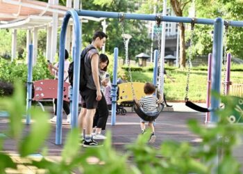 HK Excellent Family Awards open
