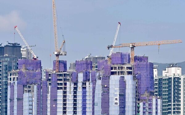 105k private flats projected