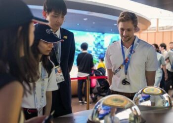 China Pavilion Wows Visitors at Osaka Expo