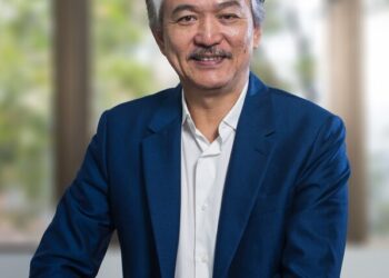 YCH Group Executive Chairman Dr. Robert Yap Honoured with NTUC May Day Awards 2025 – Distinguished Service (Star) Award