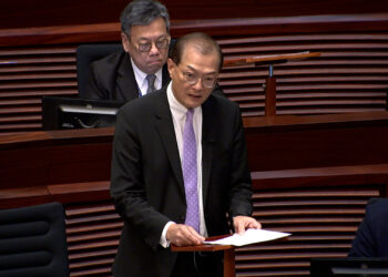 Anti-smoking bill tabled to Legco for first reading