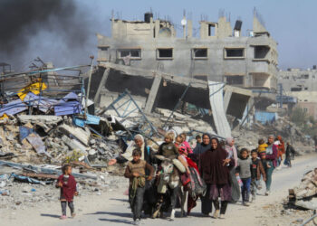 At least 20 killed in airstrike on southern Gaza