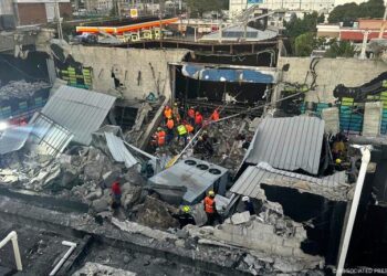 At least 66 dead in Dominican Republic roof collapse