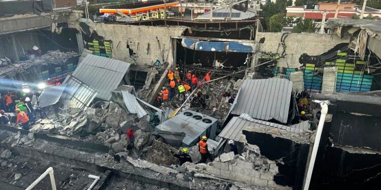 At least 66 dead in Dominican Republic roof collapse