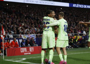 Barca oust Atlético; set up Clasico Copa del Rey final