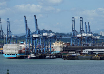 Calls for prudence over Hutchison ports deal