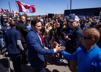 Canada’s Liberals fall short of a majority