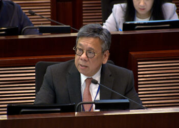 CE to visit Middle East with mainland firms next month