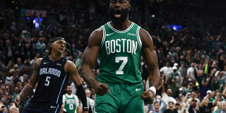 Celtics win to join Cavs with 2-0 NBA playoff edge