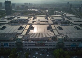 China ‘fully confident’ to meet economic targets