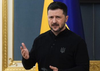 China ‘verifying reports of nationals held in Ukraine’