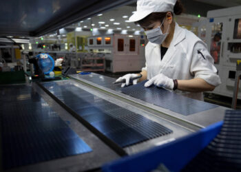 China’s factory PMI expands at fastest pace in a year