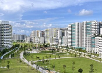 ‘Continue to sell land despite rising flats supply’