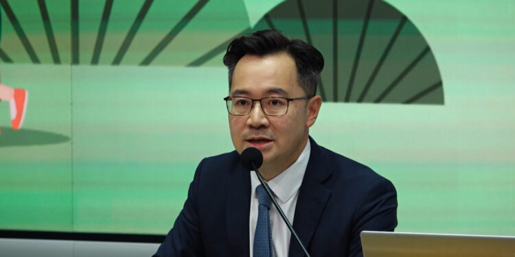 Economic impact fears eased over anti-smoking measures
