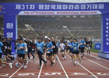 Foreigners run in Pyongyang Marathon, first in 6 years