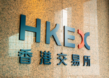 Hang Seng Index slumps on US tariff sell-off