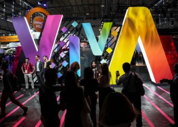 HK stocks close up despite Trump’s exemptions warning