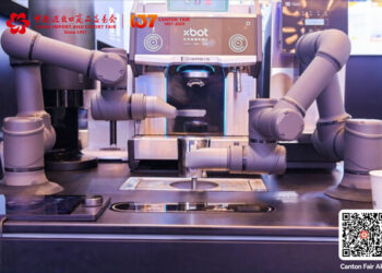 From Sci-Fi to Daily Life: Service Robots Step into Spotlight at 137th Canton Fair