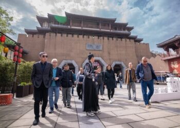 Greater Bay Area Journalists Explore Duyun’s Cultural Legacy: From Qin-Han Palaces to Third Front Industrial Heritage